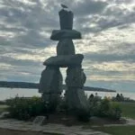 잉글리시 베이의 이눅슉 (Inukshuk)
