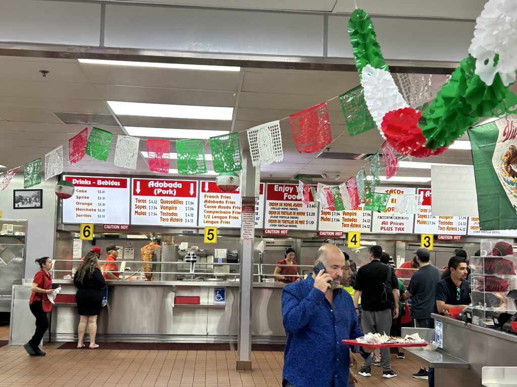 라스베가스의 타코 맛집 타코스 엘 고르도 (Tacos El Gordo)