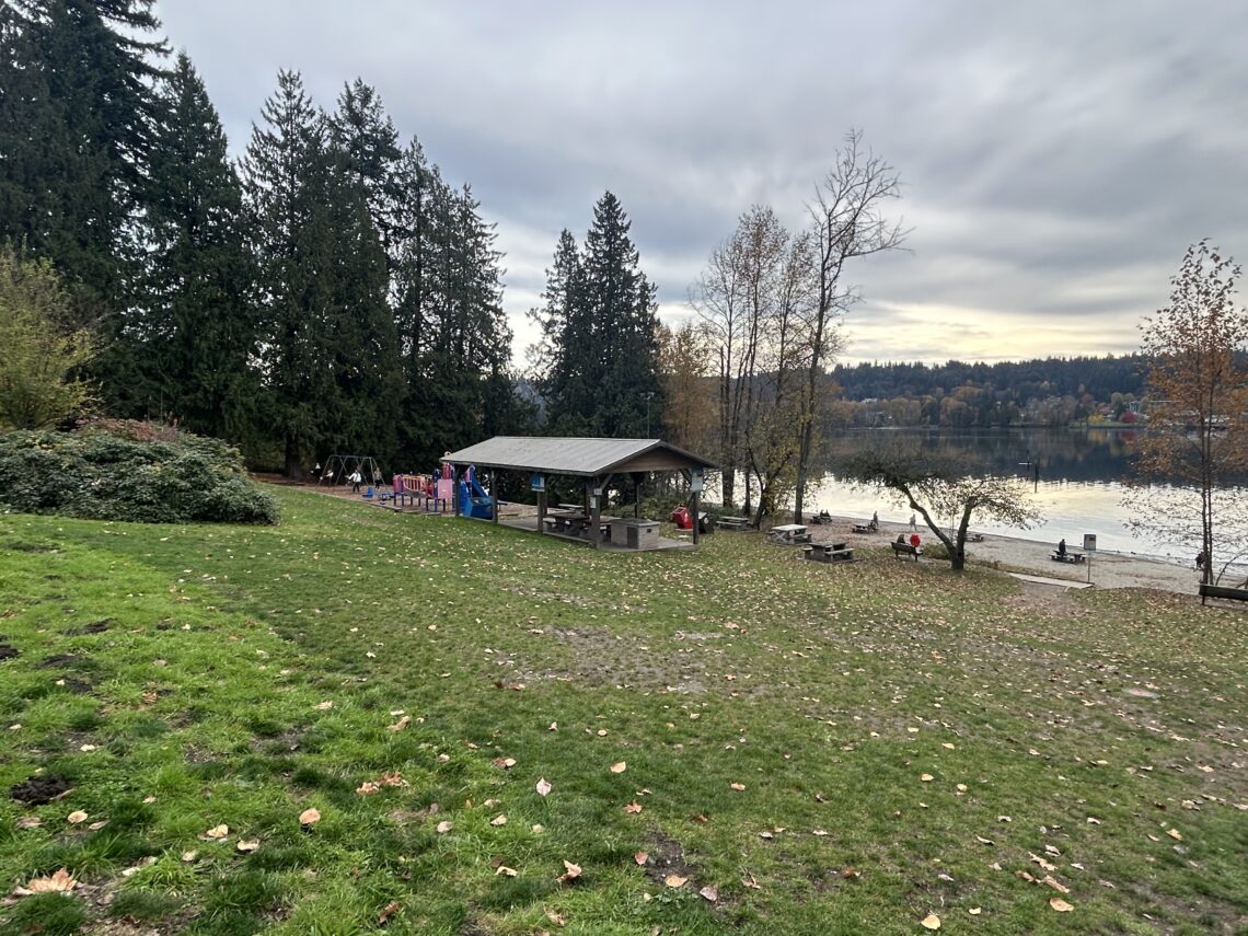 포트 무디의 Old Orchard Park