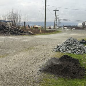 돌무더기, 흙 무더기 그리고 나무 무더기