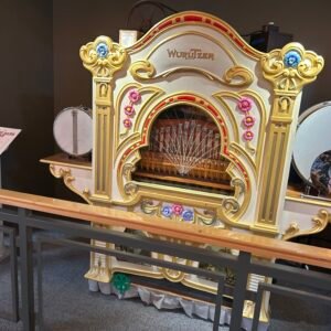 회전목마의 친구, Military Band Organ