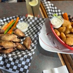 미션에서 발견한 맛집 Captain's Cabin Pub! (Feat. Mac & Cheese)