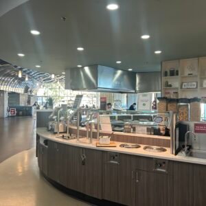 SFU Dining Commons, 밴쿠버에서 뷔페 학생식당 이용하기